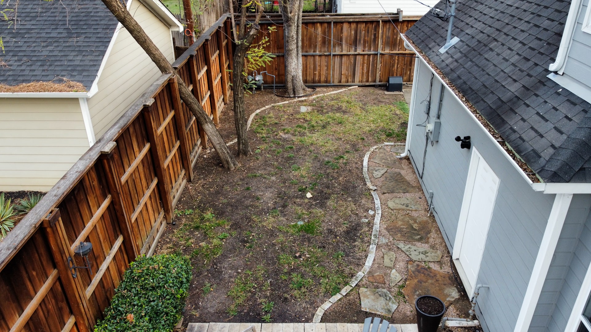 dallas-turf-sideyard